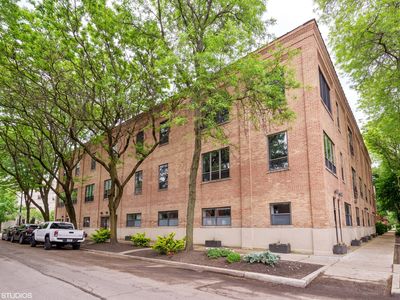 1317 W Belden Ave #F2, Chicago, IL, 60614