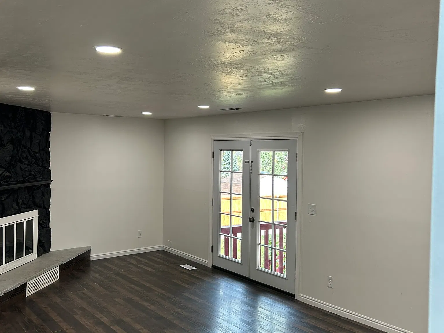 7625 S 2230 W — Photo 3