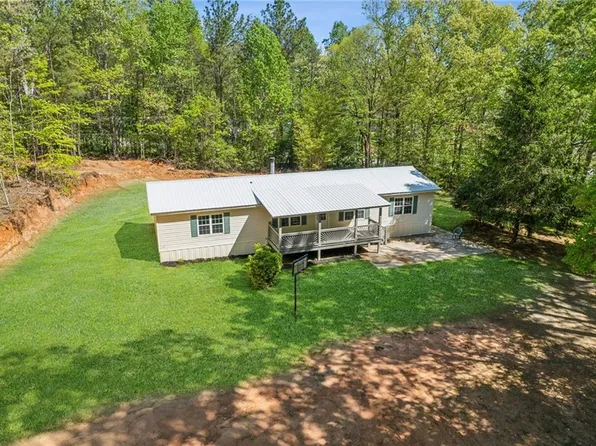 46 Tulip Trl, Cleveland, GA 30528
