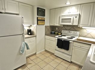 6300 32nd Ave NW APT 104, Seattle, WA 98107