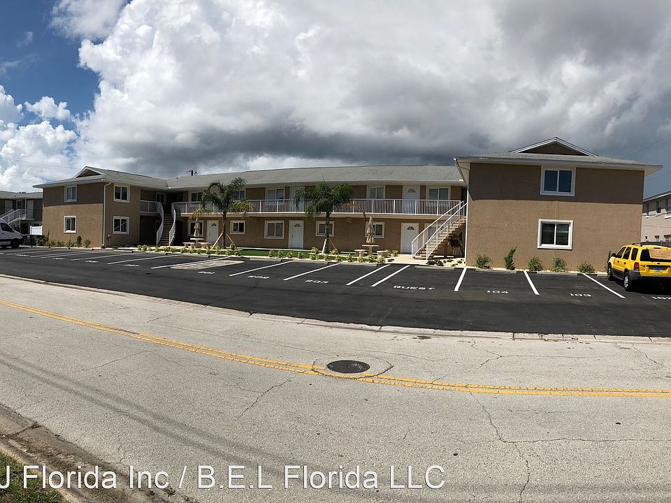 1st image of 2525 N Oleander Ave APT 206