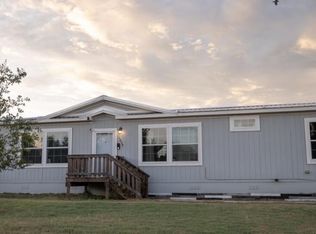 1038 Martin St, Mason, TX 76856