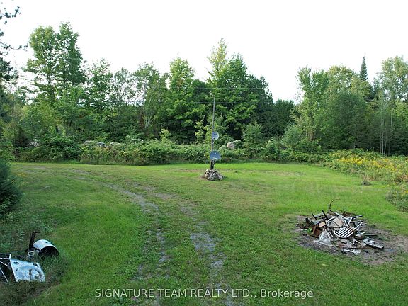 4th image of 3155 Mountain View Rd