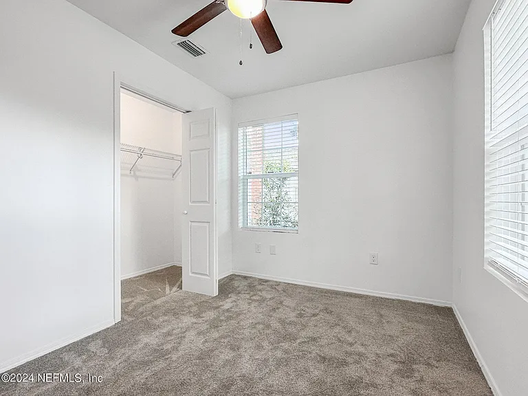 2220 Flesher Ave — Photo 13