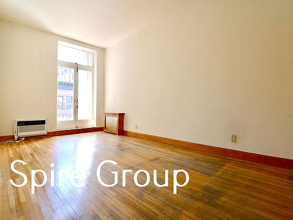 3rd image of 243 W 71st St Penthouse A