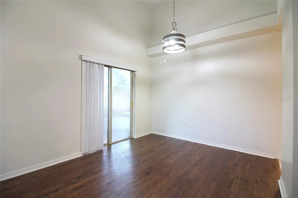 2 bed, 2.0 bath, 1245 sqft, $1,700 — Photo 4
