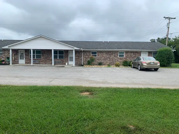 162 Orchard Rd APT 11, Kingston, TN 37763