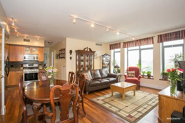 Sold by Abacus Properties | media 22