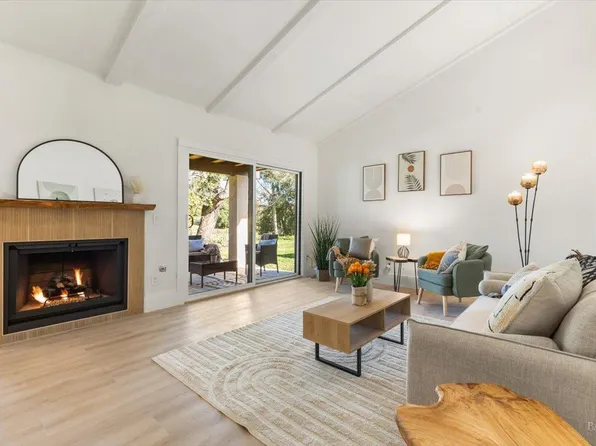 123 La Mancha Drive, Sonoma, CA 95476