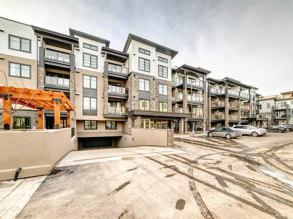 2117 E 81st St SW #2209, Calgary, AB T3H 6H5