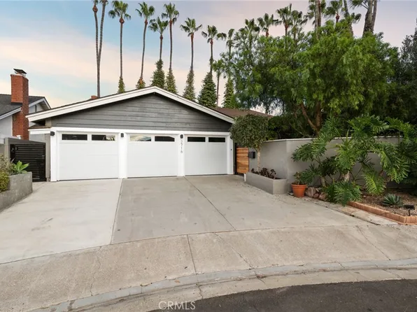 2716 Skylark Cir, Costa Mesa, CA 92626