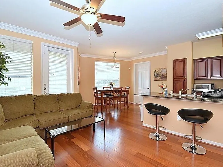 7575 Kirby Dr #1113 — Photo 6