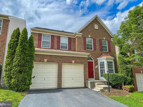 9910 E Hill Dr, Lorton, VA 22079