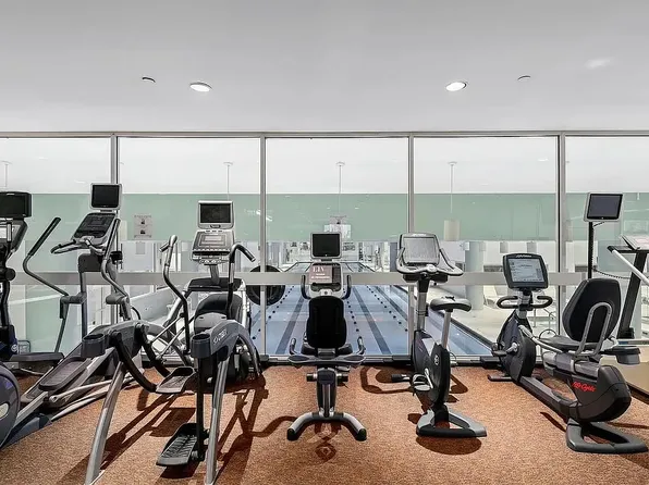 235 East 40th Street image 14 of 20