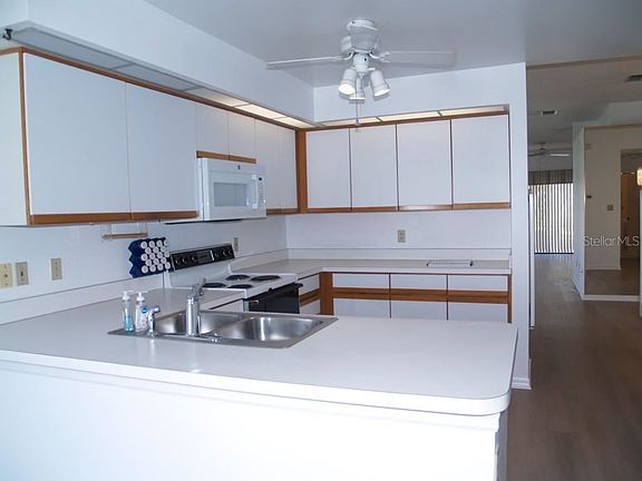 2nd image of 5733 Parkview Point Dr