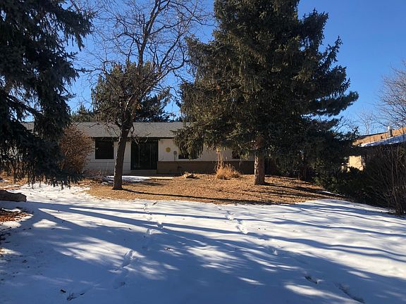 Large unfenced backyard