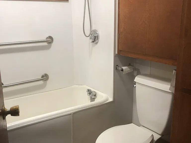 24 Linden St #3 — Photo 11