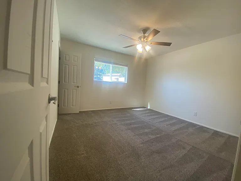 10501 Delicado Pl NE — Photo 13