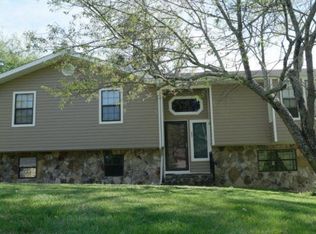 43 Rolling Meadows Dr, Ringgold, GA 30736