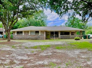 100 Clarence Dr, Gulfport, MS 39503