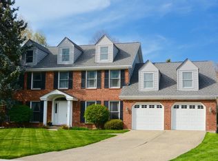 5445 Ranier Dr, Lisle, IL 60532