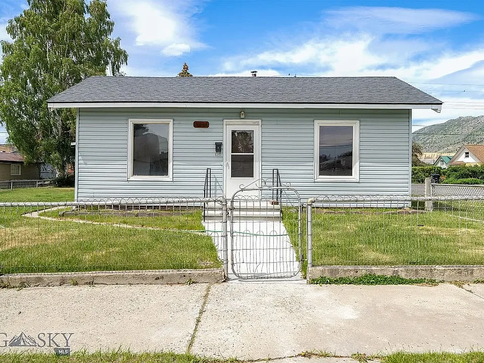 2125 Elm St