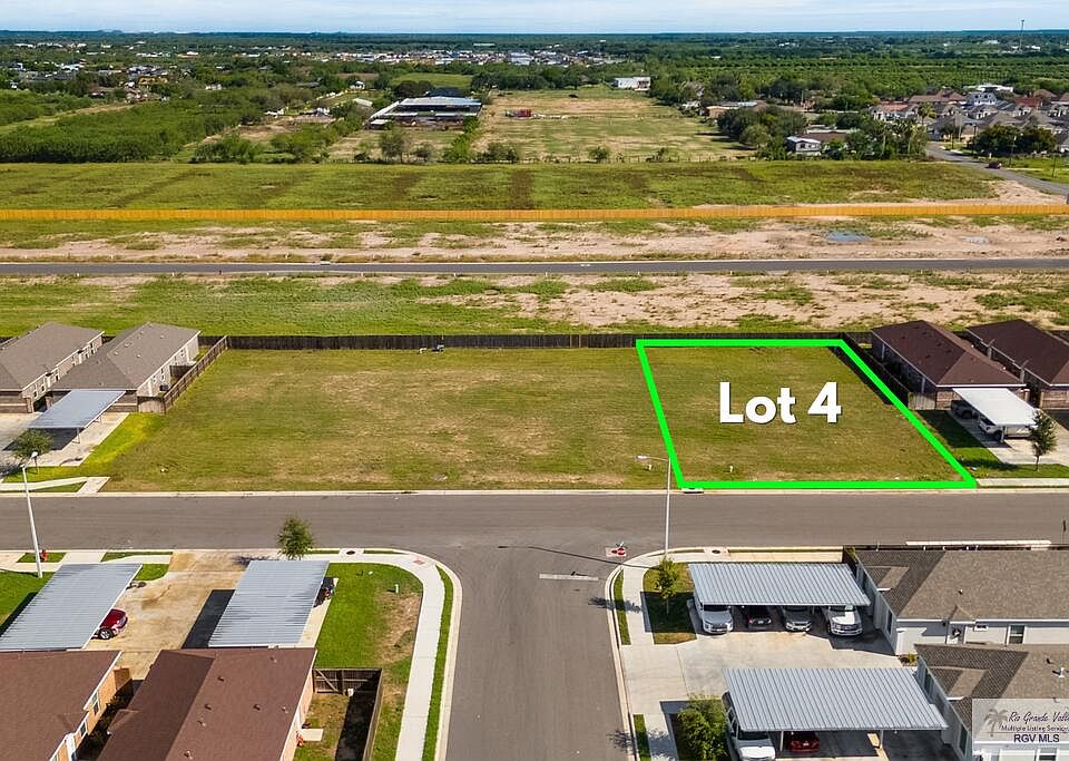 1st image of 812 Sunset Ln #4