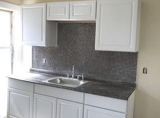 333 Blatchley Ave #2, New Haven, CT 06513