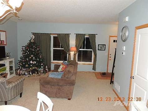 4th image of 8551 Vickors Ln N