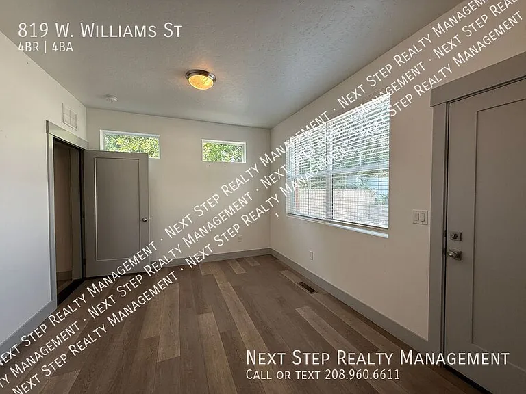 819 W Williams St — Photo 7