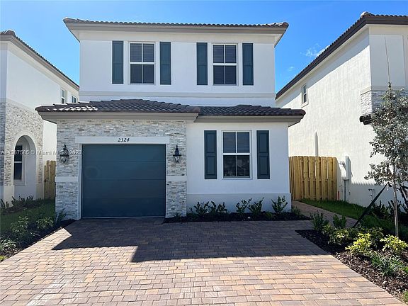 3rd image of 2324 NW 130th St