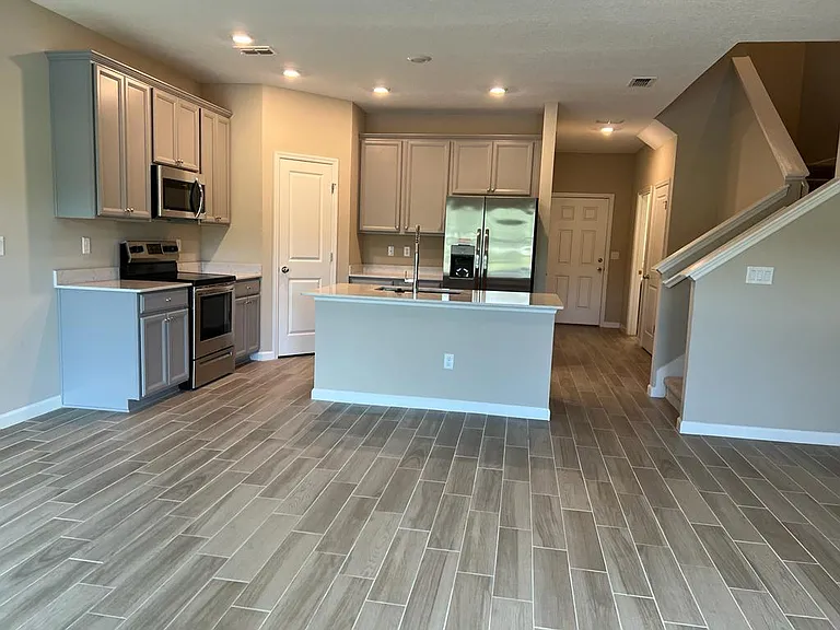 12886 Josslyn Ln — Photo 5