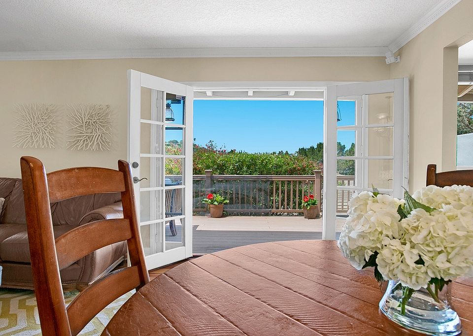 1st image of 107 Delicias Ct
