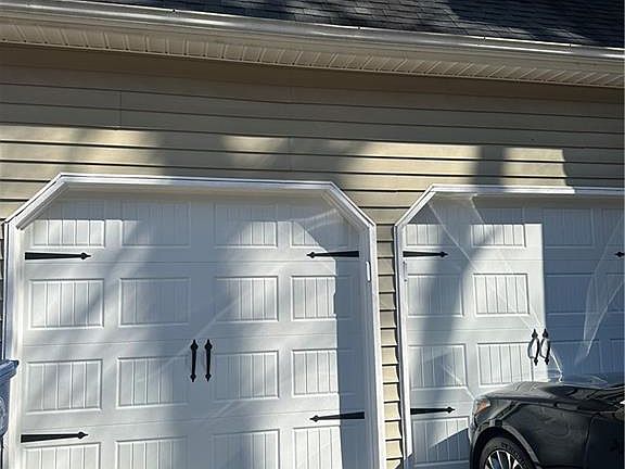 2nd image of 2002 Sandbrook Ct SW