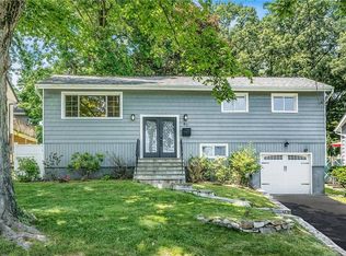 67 Cherrywood Rd, Yonkers, NY 10710