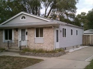 24100 Norwood Ave, Oak Park, MI 48237