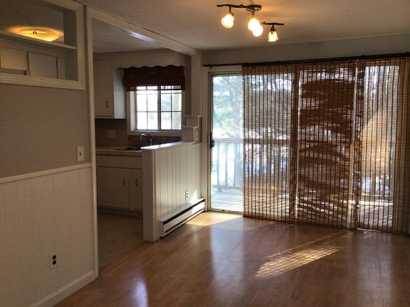 Open Concept Kitchen & Diningroom
