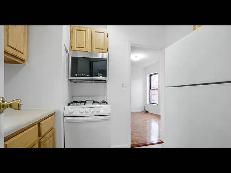 164 Mott St #5C — Photo 4