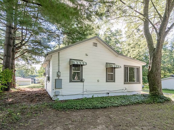 4th image of 6193 Cora Ct