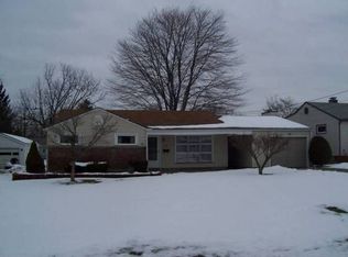 2010 Country Club Ave, Poland, OH 44514