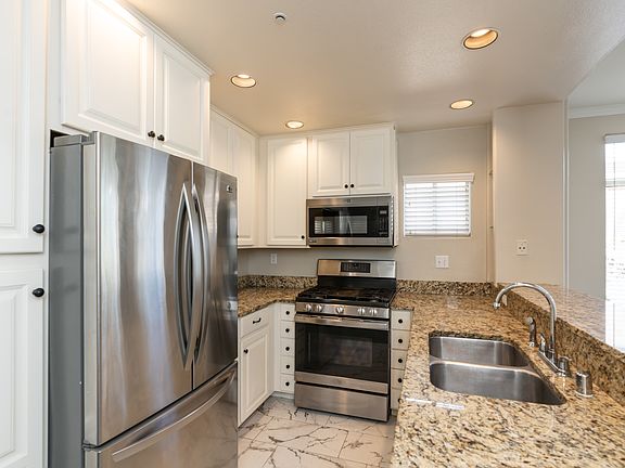 2nd image of 12604 Carmel Country Rd Unit 18