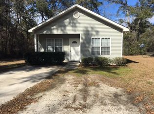 28 Cloer Ln, Crawfordville, FL 32327