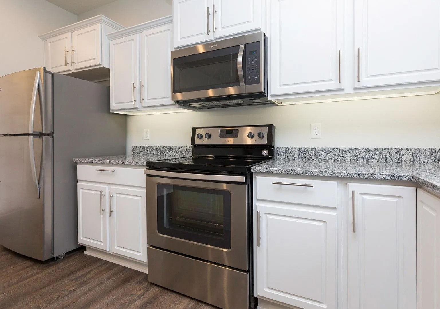 Winter Special Receive the rest of January rent FREE when you sign an 18 month lease!! — Photo 4
