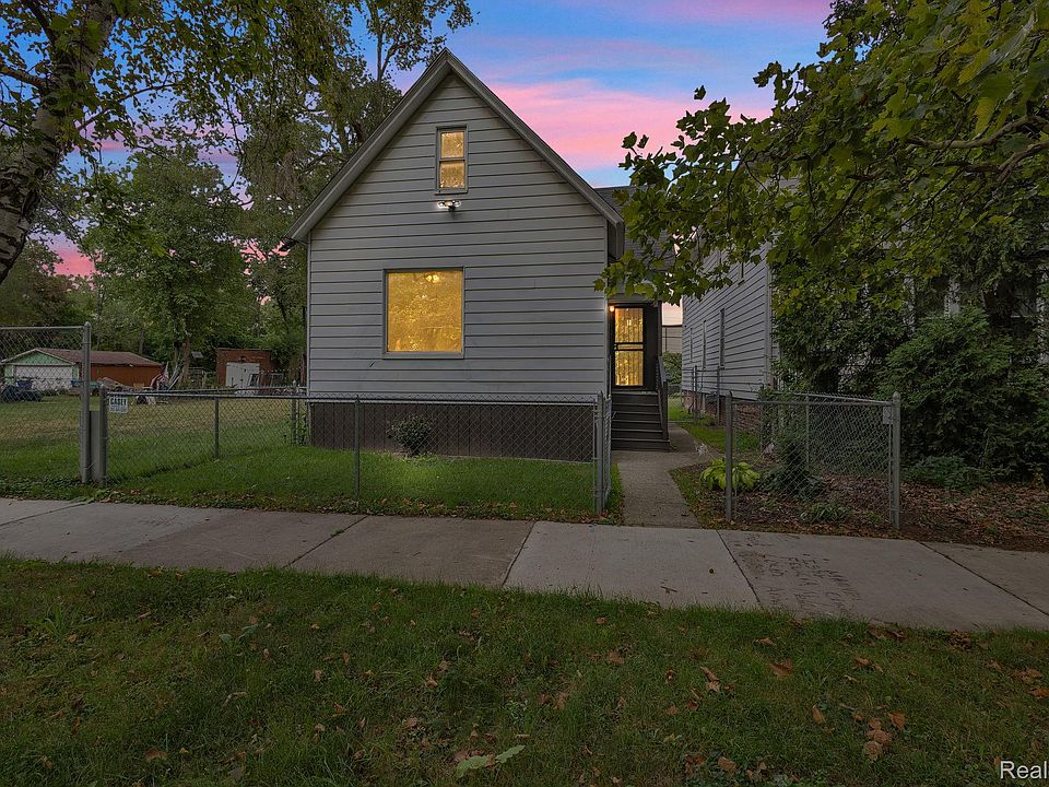1st image of 4450 Military St