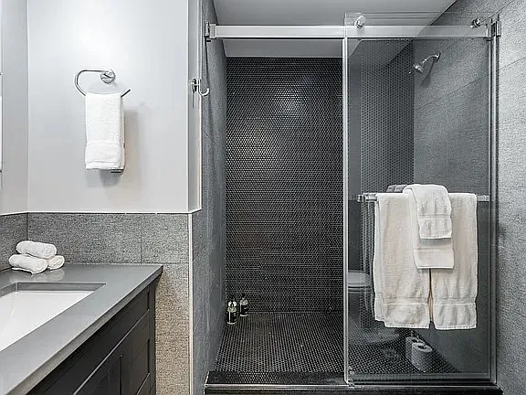 1509 N Sedgwick St #3 — Photo 7