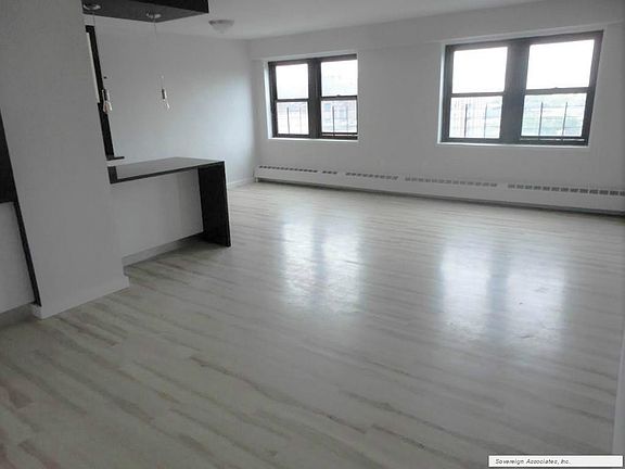 2nd image of 260 Audubon Ave APT 27G