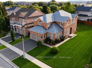 75 Gloria Cres, Whitby, ON
