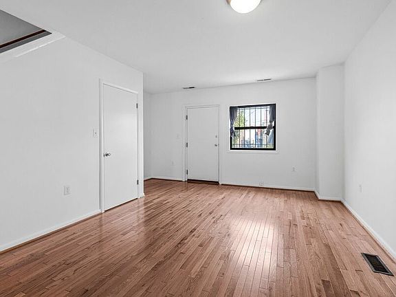 5th image of 1345 Riggs St NW