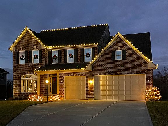 5th image of 3967 Chatsworth Dr