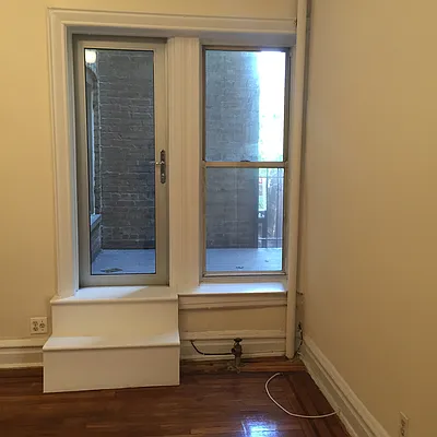 Rented by FirstService Realty (legacy) | media 8